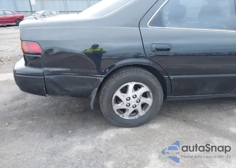 1997 Toyota Camry Xle V6 z USA, uszkodzony, nr VIN 4T1BF22K4VU025321